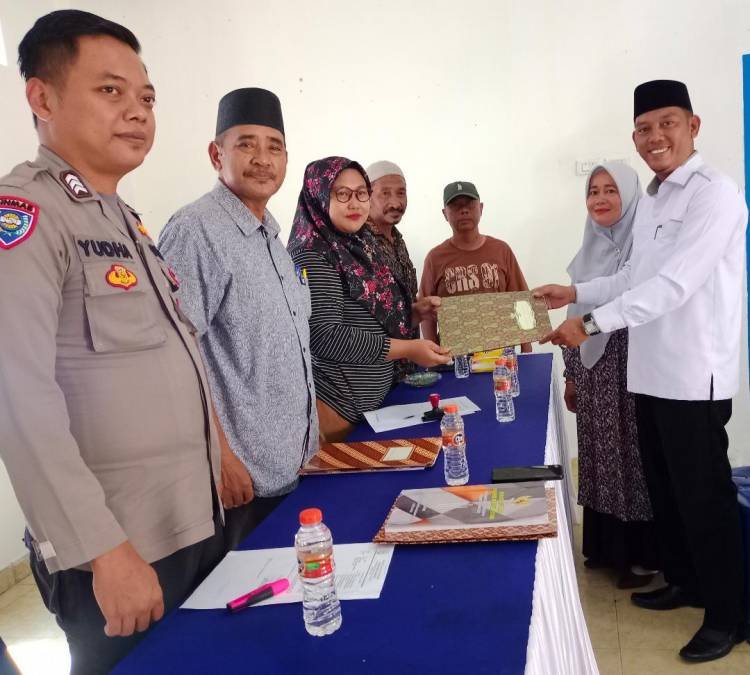 Nasrullah SPdI Resmi Mendaftarkan Bakal Calon Kepala Desa Simpang Solok