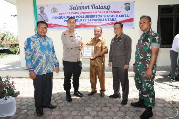 Kapolres Taput Kukuhkan Polsubsektor Siatas Barita