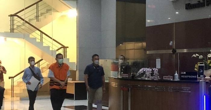 KPK Tahan Frank Wijaya Pemilik Hotel Adimulia Tersangka Kasus Suap HGU BPN Kanwil Riau