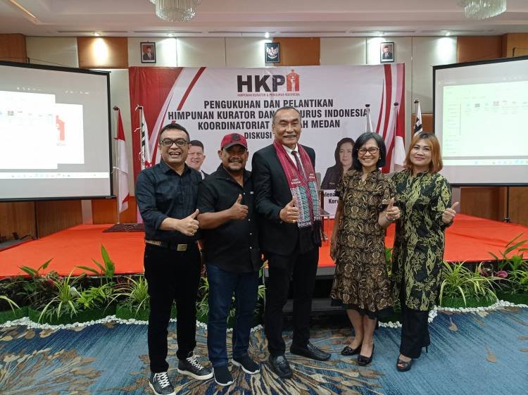 Seni Etnik Klasik Banuara Sianipar - Lusiana Silaban