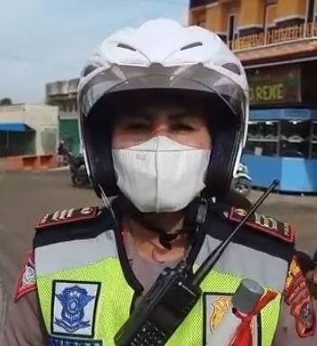 Truk Kontainer Rusak di Badan Jalan, Jalinsum Tebingtinggi-Batubara Lumpuh