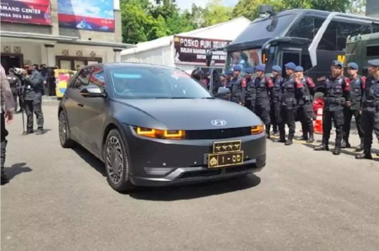 Mabes Polri akan Pakai Mobil Dinas Listrik, Termasuk untuk Kapolri