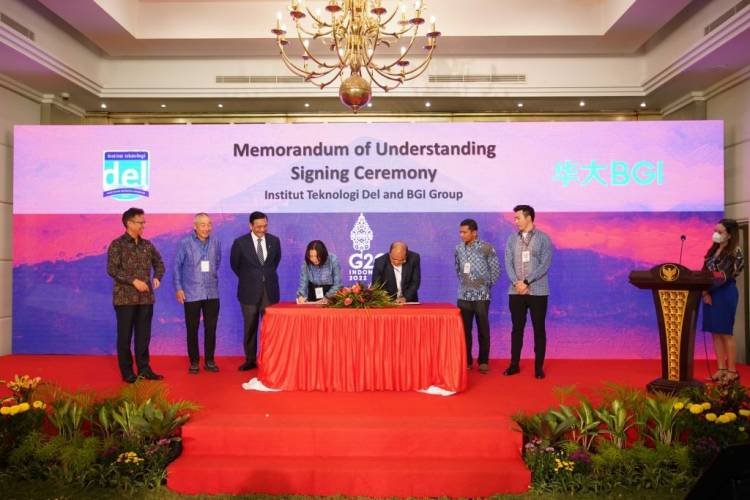 IT Del-BGI China Melakukan Penandatanganan MoU di Bali