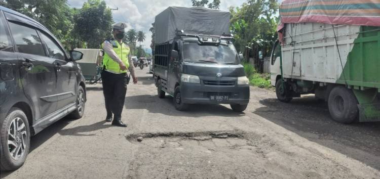 Jalan Jamin Ginting Kupak Kapik, Pemerintah Diminta Proaktif Sikapi