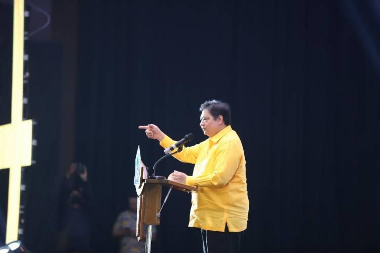 Airlangga Ingatkan Kader Golkar Sumut Solid Satu Komando dengan Ijeck