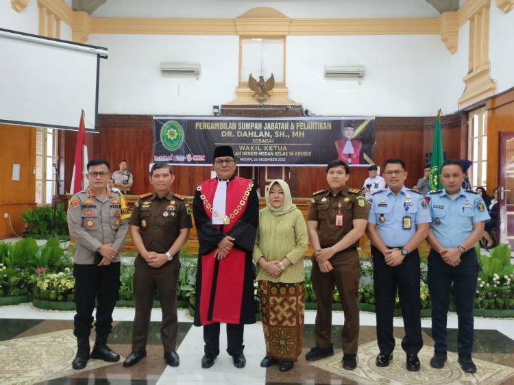 Ketua PN Victor Togi Rumahorbo Lantik Dahlan Sebagai Wakil Ketua PN Medan