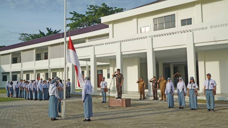 Kajati Sumut Penyuluhan Hukum di SMA Negeri 2 Medan