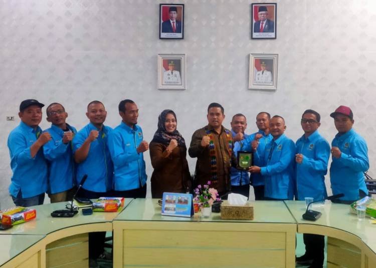 DPRD Siap Bersinergi Dengan PWI Sergai