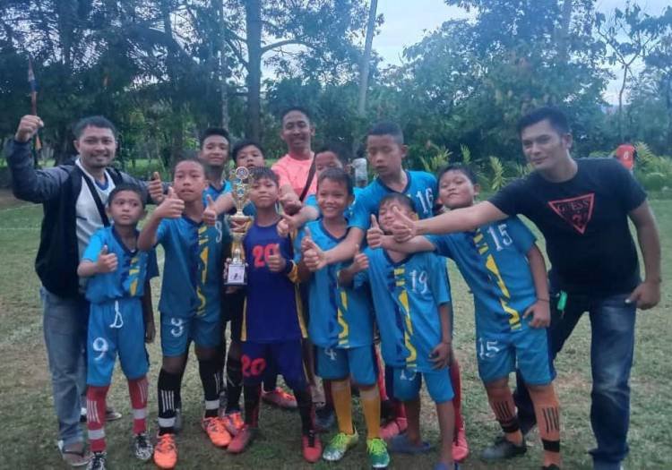 SSB Cipta Prestasi Binaan Kodim 0212/Tapanuli Selatan Juara I Turnamen Sepak Bola KU 12 Saba Goti Cup