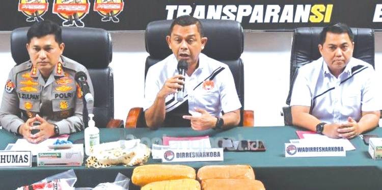 Nyabu Bersama Wanita di Hotel, Polisi Berpangkat Kombes Ditangkap