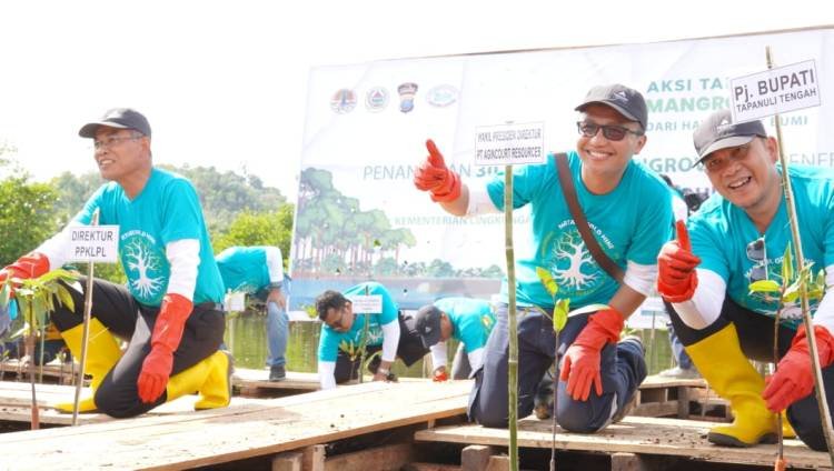 Agincourt Resources Tanam 30.000 Bibit Mangrove di Pesisir Tapteng