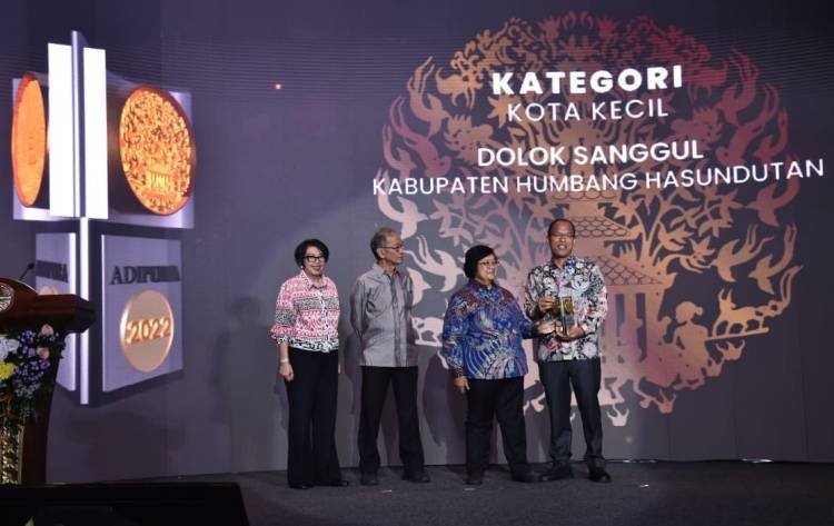 Pemkab Humbahas Terima Penghargaan Anugerah Adipura 2022