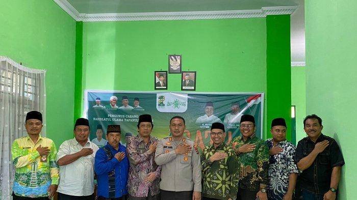 Kapolres Tapteng Silaturahmi ke Kantor Nahdlatul Ulama