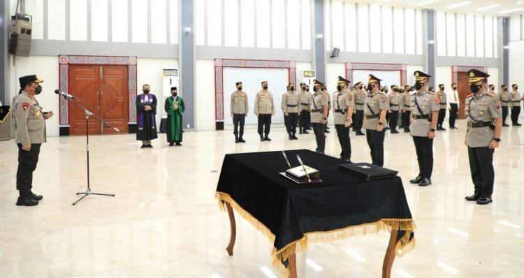 Polda Sumut Sertijab Dir Narkoba dan Dir Krimum