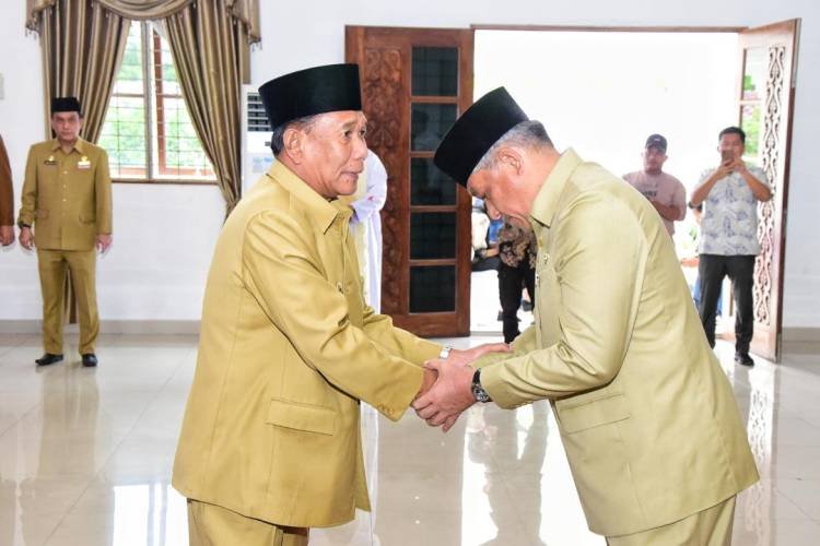 Binsar Sitanggang Dilantik Jadi Sekwan DPRD Deliserdang