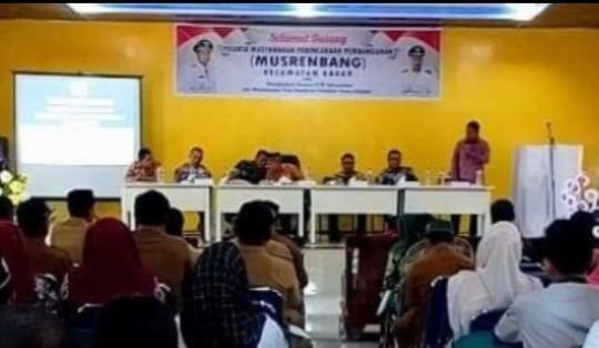 Asisten II Sekdakab Agara Buka Musrenbang Kecamatan Badar