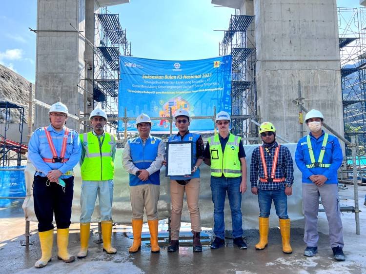 PLN UIP Sumbagut Apel Peringati Bulan K3 di Intake Tunnel PLTA Asahan 3