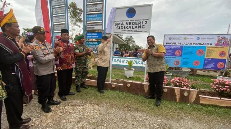 Kadisdik Provinsi Sumut Kukuhkan Satuan Pendidikan Aman Bencana di Sidikalang