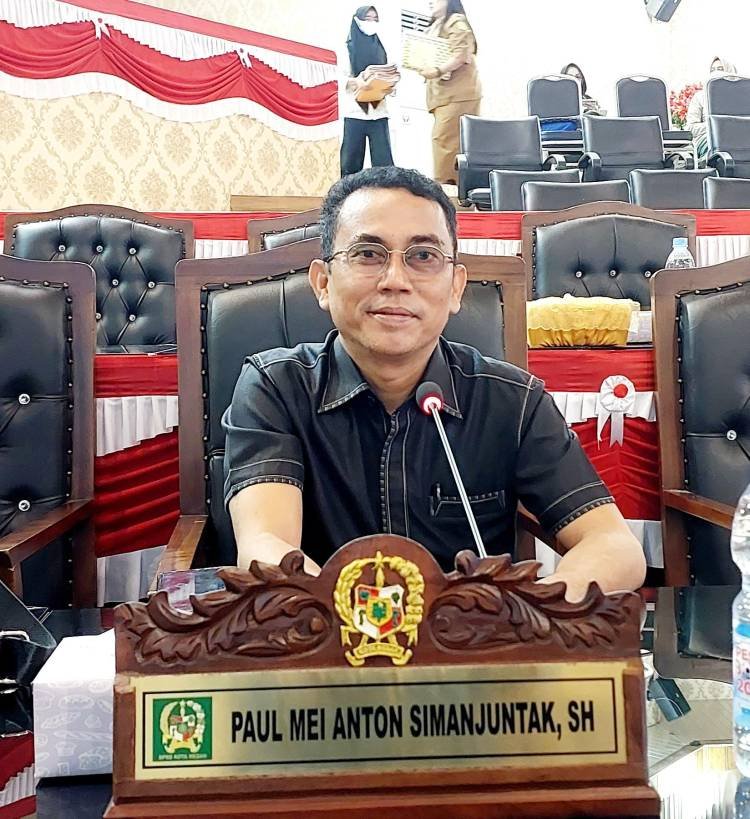 Anggota Dewan Apresiasi Pembangunan Jalan di Medan