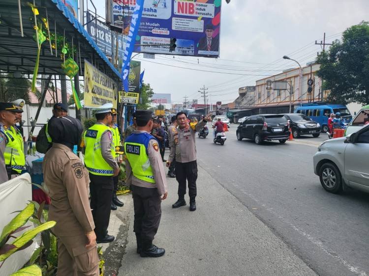 Kapolda Sumut Tinjau Arus Mudik di Simpang Beo Tebingtinggi