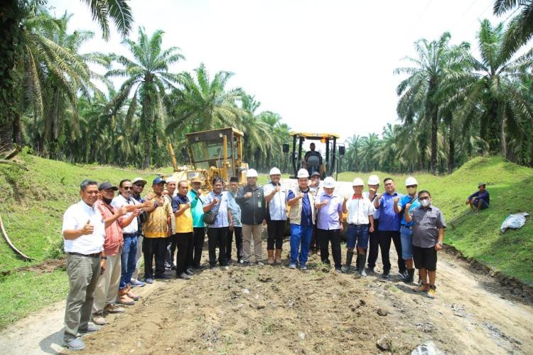 Ketua Komisi B DPRD Labura Apresiasi Bupati dan Tiga Perusahaan