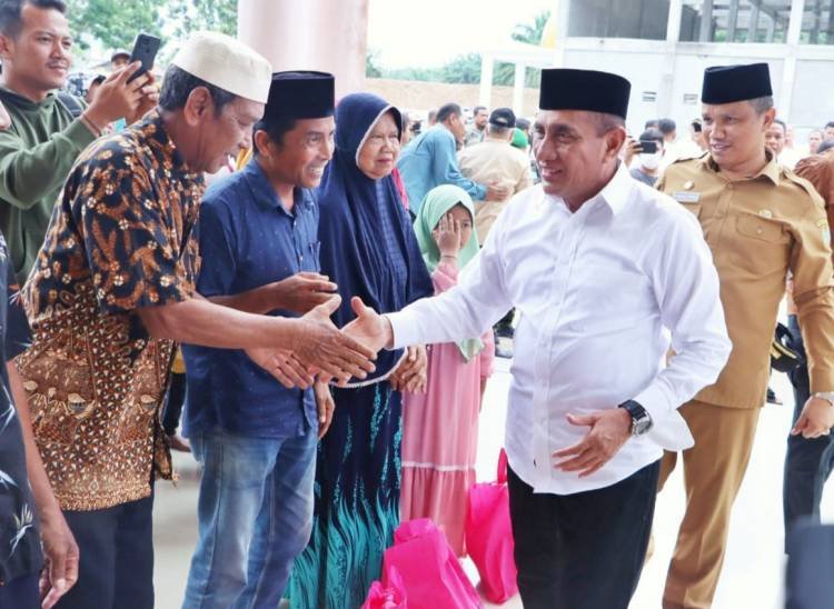 Edy Rahmayadi Salurkan Tali Asih kepada 1.000 Kaum Duafa dan Anak Yatim Piatu di Simalungun