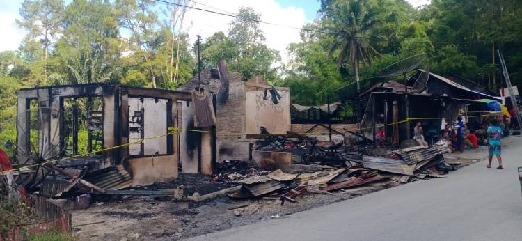5 Rumah Terbakar di Sihobuk Tarutung