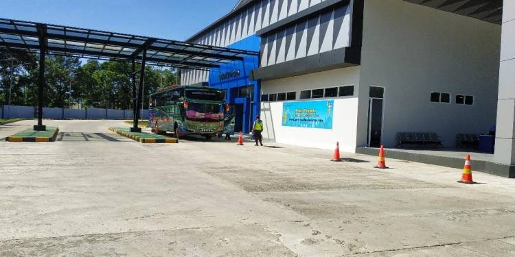 Loket “Bayangan” Tidak Ada Lagi di Inti Kota, Bus AKDP Diminta Masuk ke Terminal Tanjung Pinggir