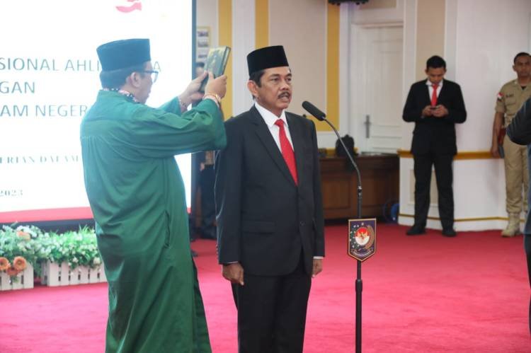 Muhammad Dimiyathi Dilantik sebagai Pejabat Pengawas Ahli Utama Kemendagri