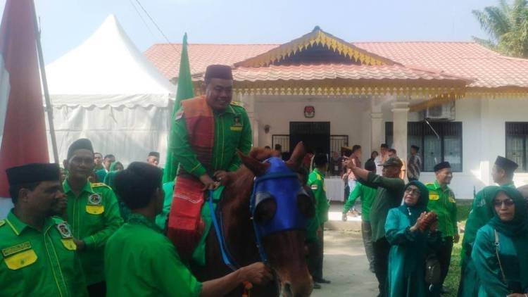 Ketua PPP Deliserdang Berkuda Daftarkan 50 Bacaleg ke KPU