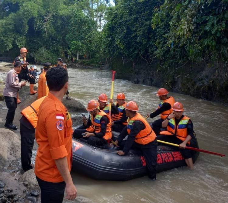 Luky Satrio Hanyut Terseret Air di Padangsidimpuan