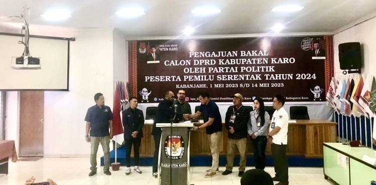 KPUD Karo Baru Terima Dua Partai Ajukan Bakal Caleg DPRD