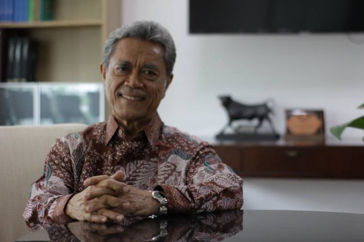 Apakah Profesi Kesehatan Harus Unjuk Rasa  di Depan Gedung DPR?
