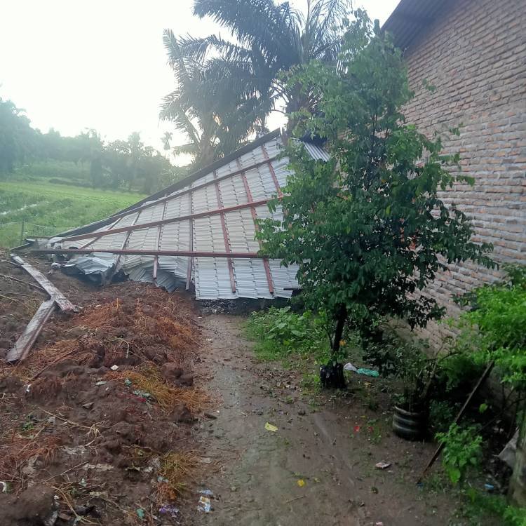 Belasan Rumah Warga di Serbajadi Sergai Rusak Diterjang Puting Beliung