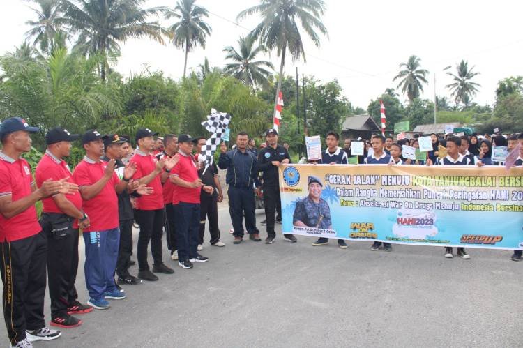 Peringati HANI, BNNK Tanjungbalai Gelar Jalan Sehat Kampayekan Anti Narkoba