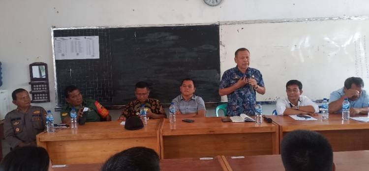 Camat Dolokpanribuan Minta Permasalahan di SMA Negeri 1 Tigadolok Segera Diselesaikan