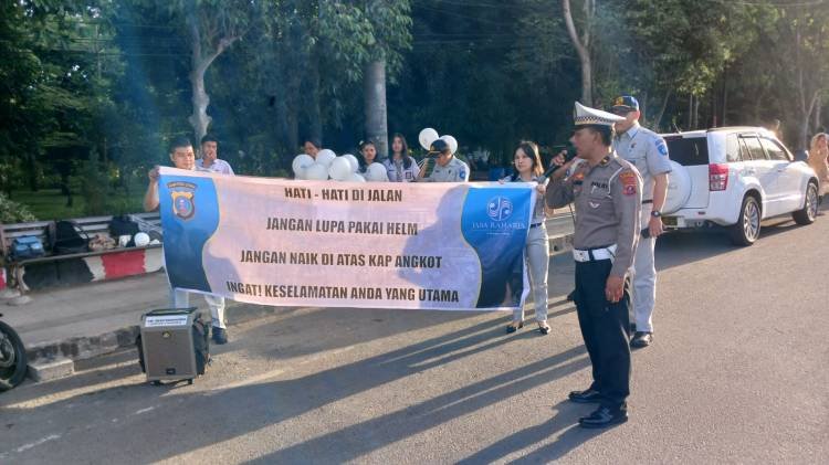 Satlantas Polres Pematangsiantar dan Jasa Raharja Edukasi Tertib Berlalulintas di Jalan Merdeka