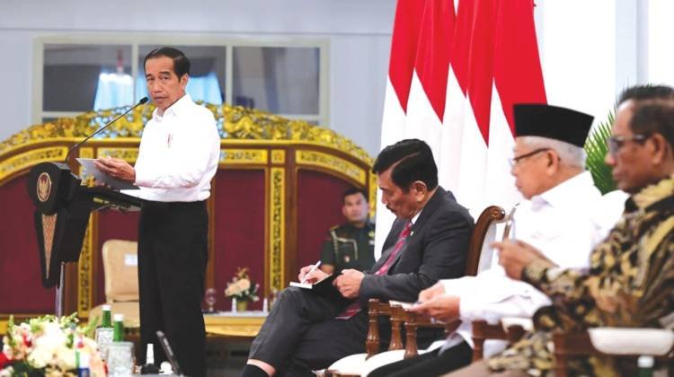 Jokowi: Politik Jangan Hambat Program Pemerintah