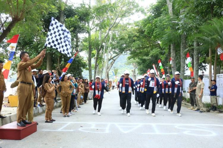 Memeriahkan HUT ke-78 RI, Pemkab Samosir Gelar Lomba Gerak Jalan