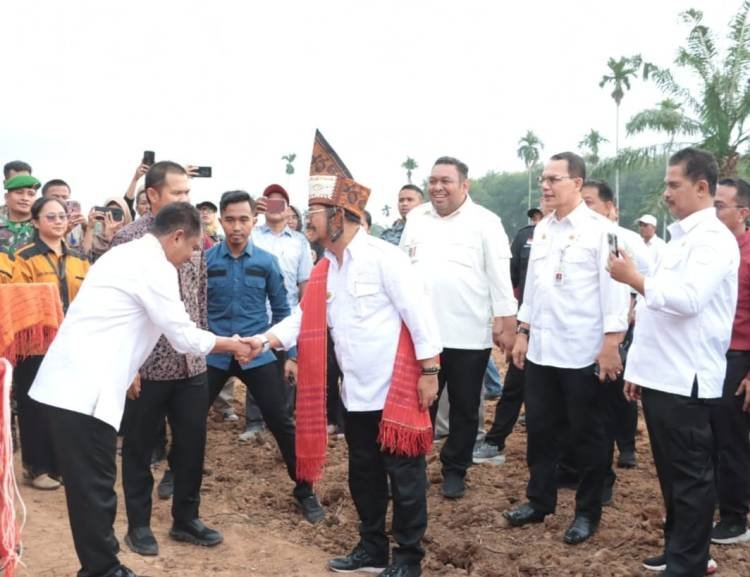 Bupati bersama Wabup Dan Unsur Forkopimda Sambut Kunker Mentan RI di Sergai