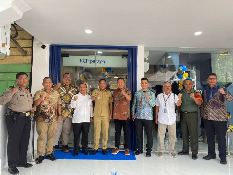 Regional CEO Bank Mandiri Sumatera 1 Resmikan Kantor Bank Mandiri KCP Parapat