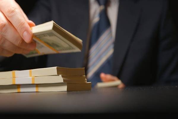 Bolak-balik Tanda Tangan Pakta Integritas, Tapi OTT Tetap Ada
