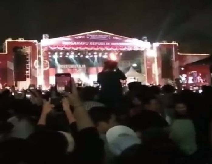 Konser Judika "Dibubarkan" Hujan