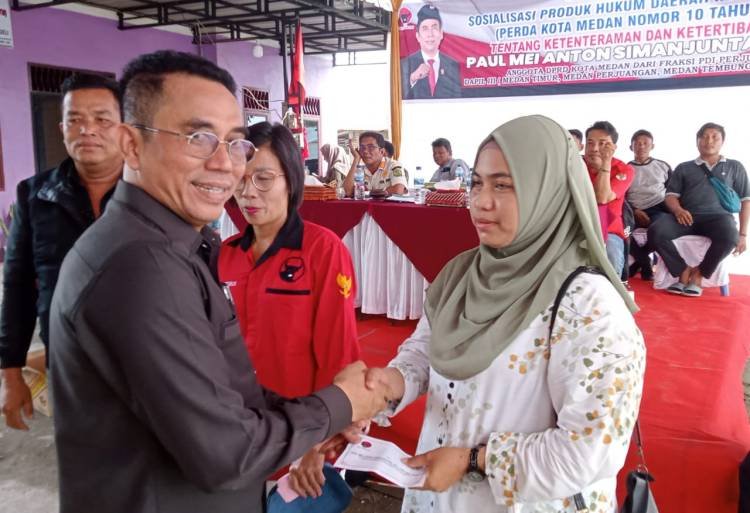 Warga Mengadu 20 Tahun Jalan Rusak di Kelurahan Mabar Hilir Tidak Pernah Diaspal