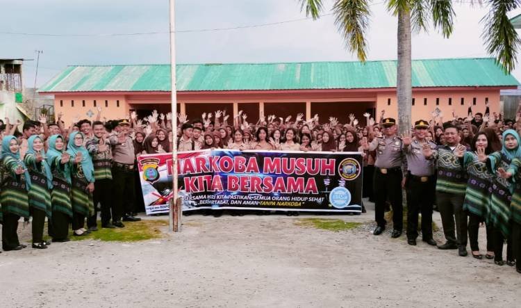 Polsek Firdaus Bersama Pelajar Komit Perangi Narkoba