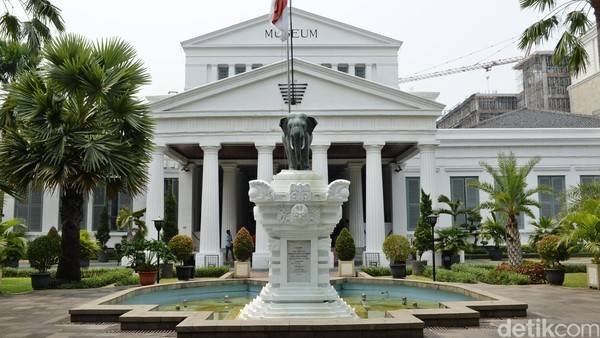 Damkar DKI: Museum Nasional Aman, yang Terbakar Bagian Belakang