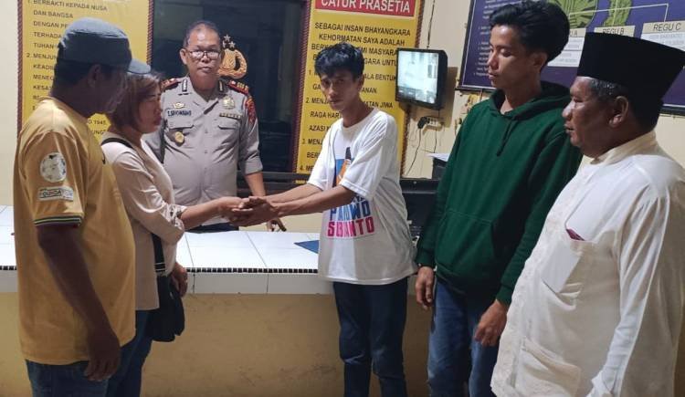 Polsek Tanjungberingin Selesaikan Perkara Penganiayaan Secara Restorative Justice