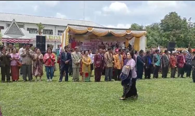 Radiapoh Sinaga Lantik Pengurus Sektor PPTSB Cabang VI Kabupaten Simalungun