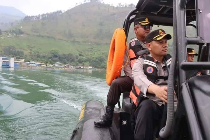 Kapolres Karo Uji Coba Kapal Patroli Rigid Inflatable Boat di Tongging