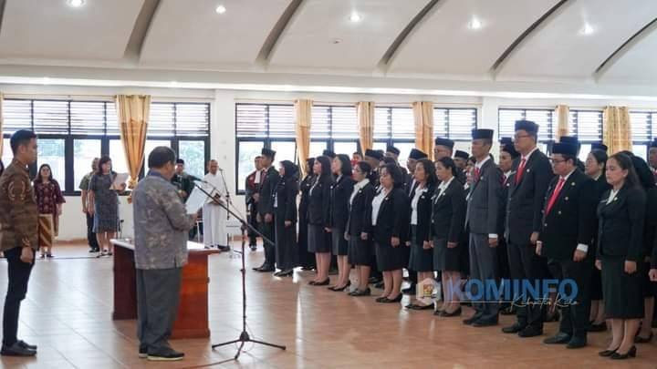 Sekda Karo Lantik 78 Pejabat Pengawas